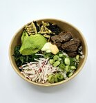 Poké-Bowl mit Teriyaki-Beef 